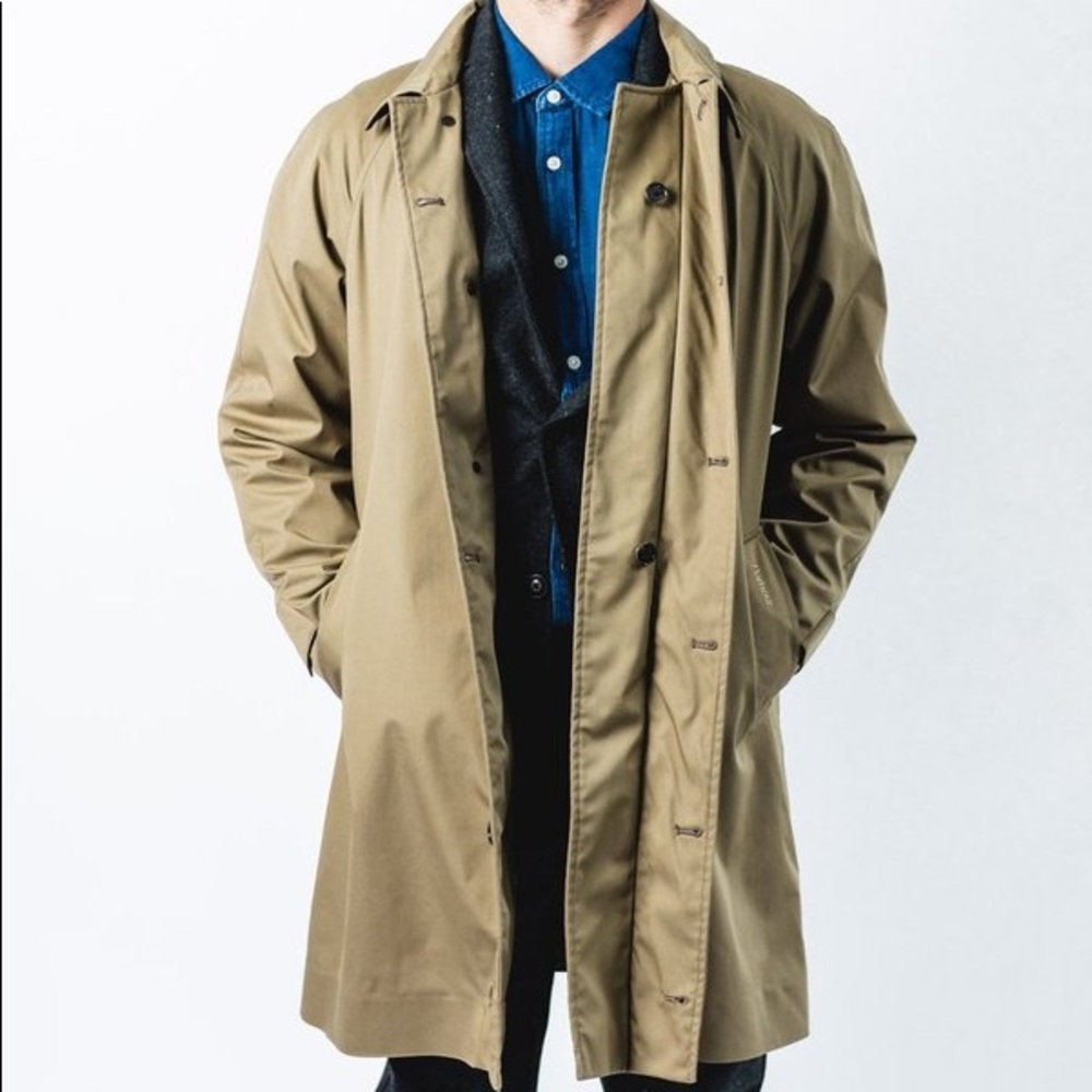 BARBOUR MAGHILL JACKET
SANDSTONE
